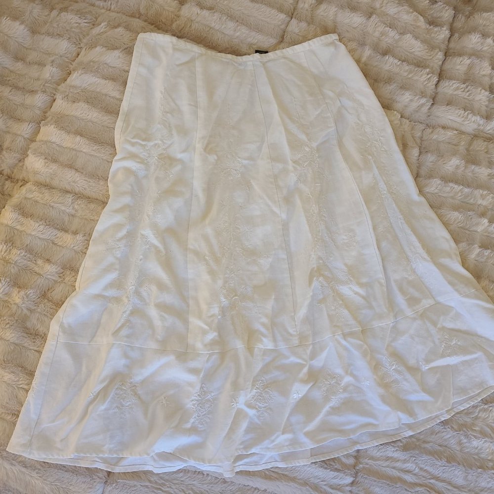 Beautiful Linen Embroidered Skirt